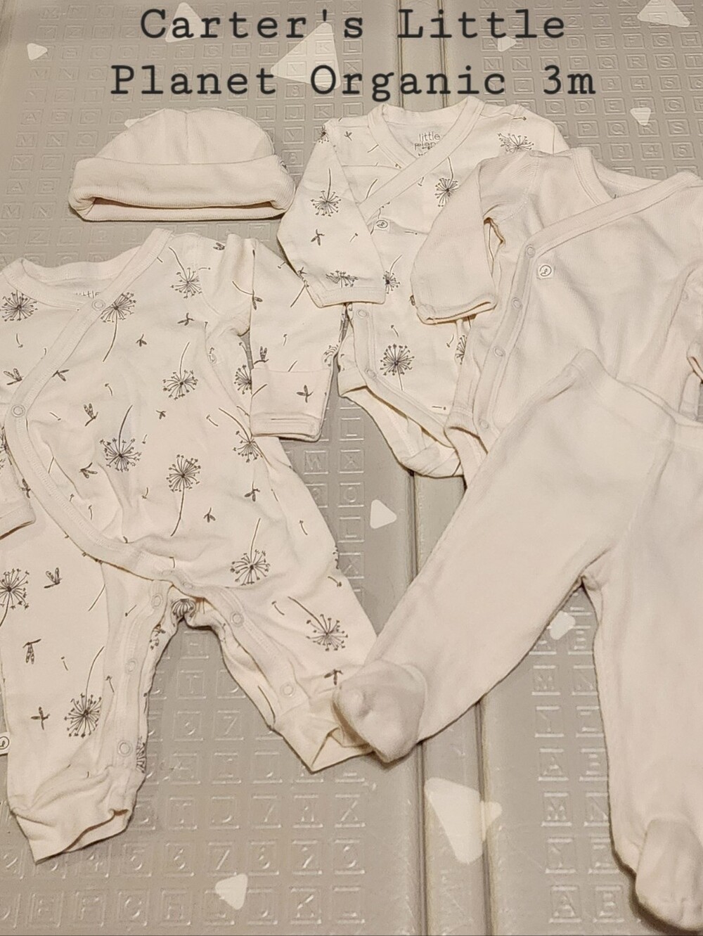 Carter's Cream and White Organic Baby Layette Set with Dandelion Print 0-3m